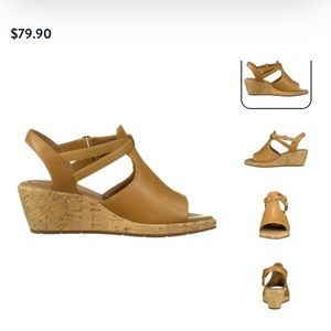 Clarks women’s NWT Unplaza Way leather wedge sandals. 7 WIDE